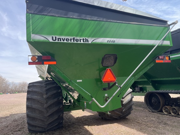 2012 Unverferth 1110 Grain Cart