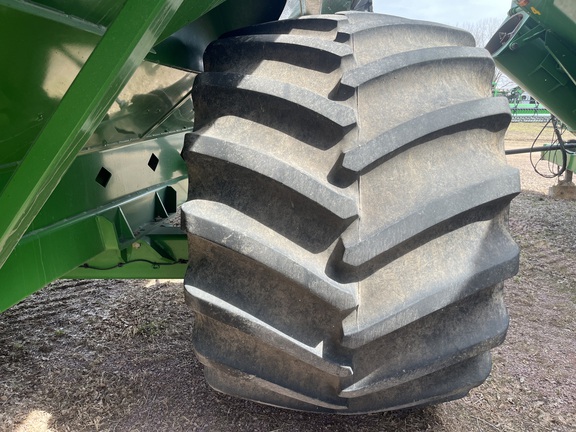 2012 Unverferth 1110 Grain Cart