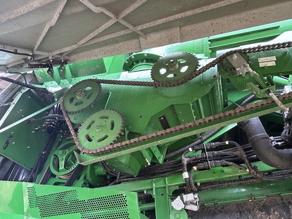 2020 John Deere S780 Combine