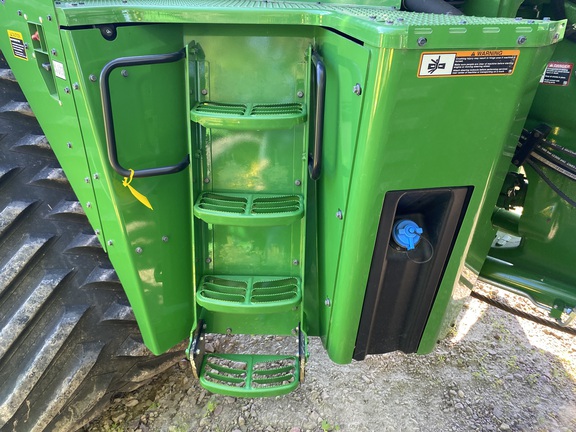 2023 John Deere 9RX 590 Tractor Rubber Track