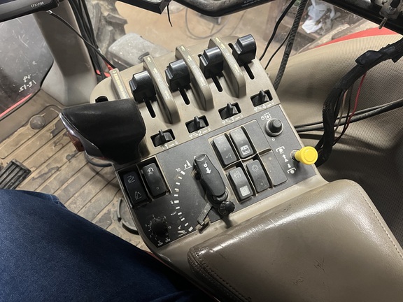 2004 Case IH MX255 Tractor