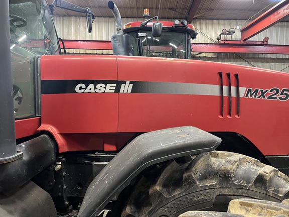 2004 Case IH MX255 Tractor
