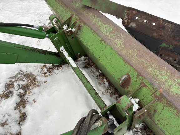 John Deere 158 Loader