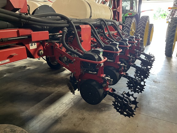2008 AGCO White 8516 Planter