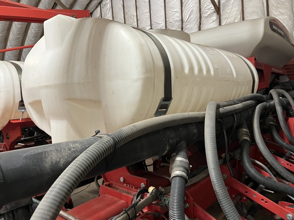 2008 AGCO White 8516 Planter