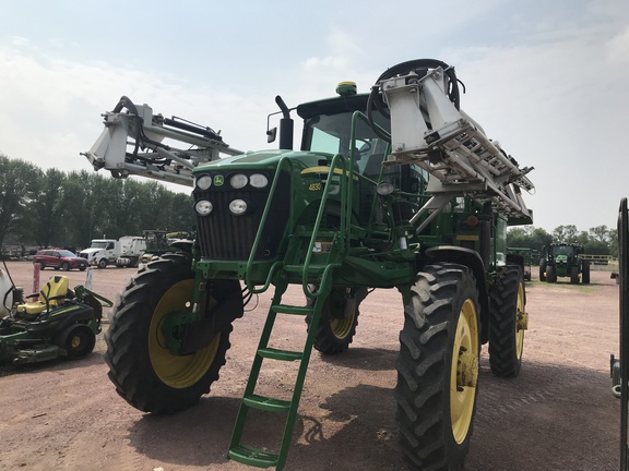 2013 John Deere 4830 Sprayer/High Clearance