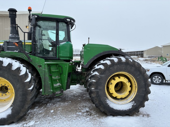 2015 John Deere 9620R Tractor 4WD