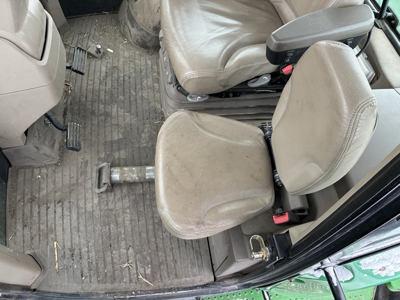 2015 John Deere 9620R Tractor 4WD