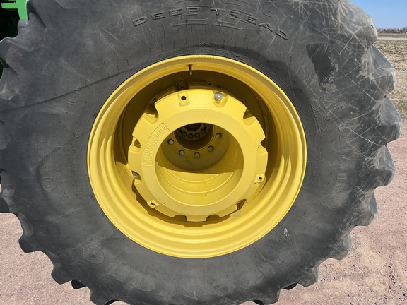 2015 John Deere 9620R Tractor 4WD