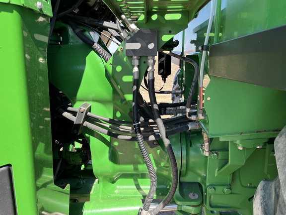 2015 John Deere 9620R Tractor 4WD