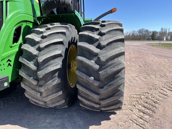 2015 John Deere 9620R Tractor 4WD