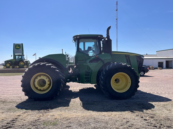 2015 John Deere 9620R Tractor 4WD