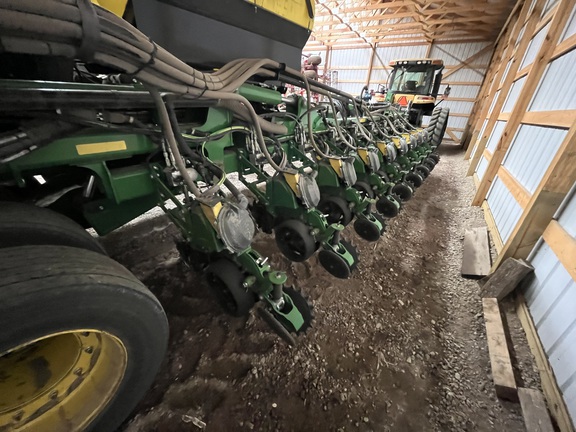 2019 John Deere DB60 Planter