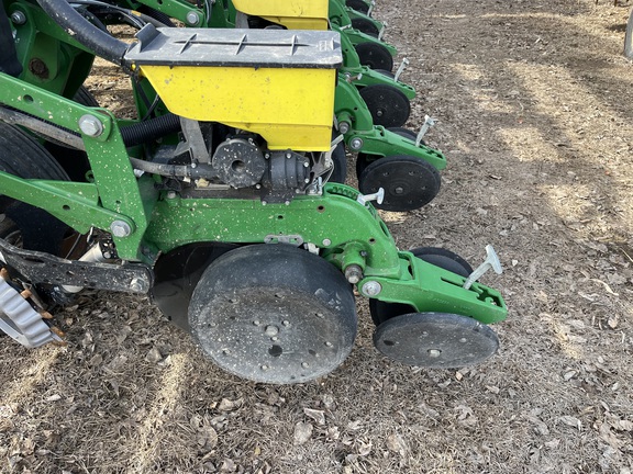 2015 John Deere DB60 Planter