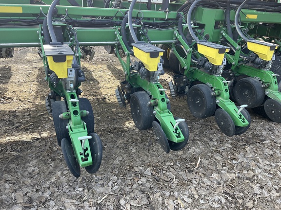 2015 John Deere DB60 Planter