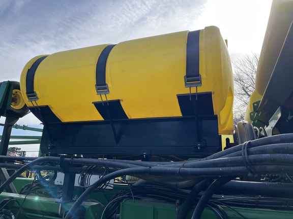 2015 John Deere DB60 Planter