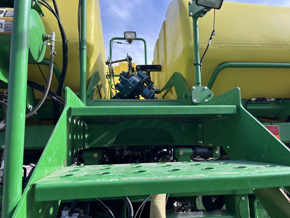 2015 John Deere DB60 Planter