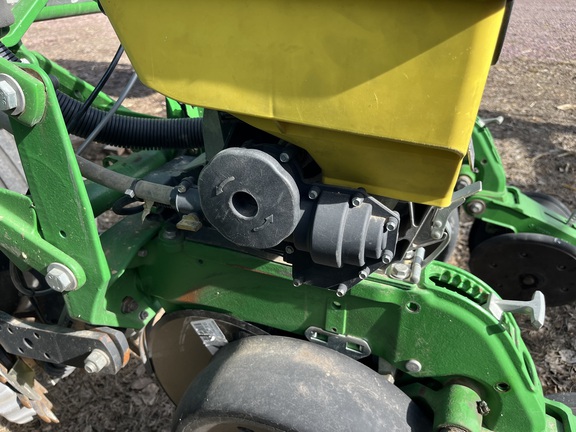 2015 John Deere DB60 Planter