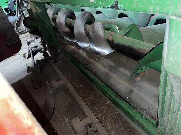 2014 John Deere 608C Header Corn Head