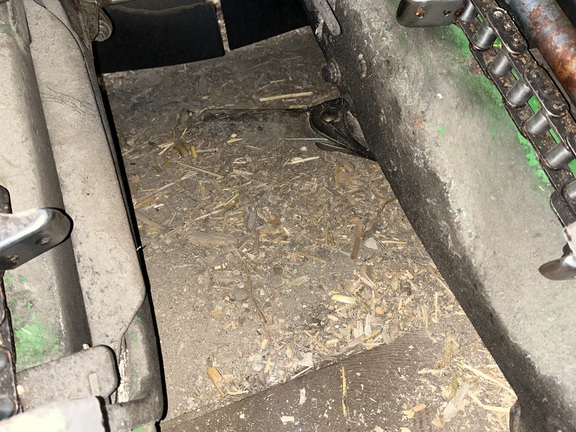 2014 John Deere 608C Header Corn Head