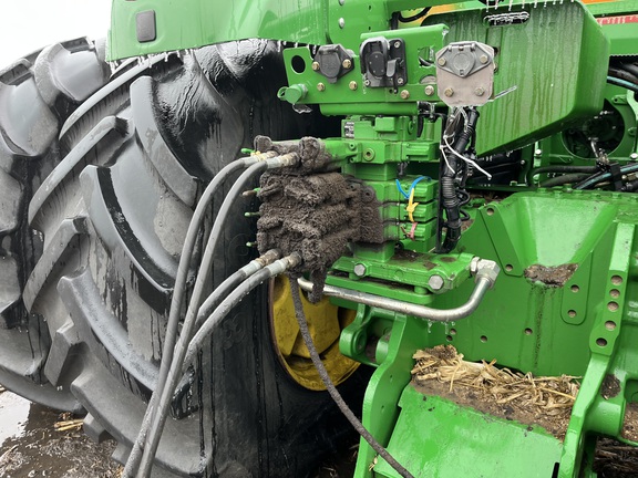 2013 John Deere 9510R Tractor 4WD