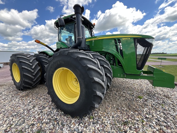 2013 John Deere 9510R Tractor 4WD