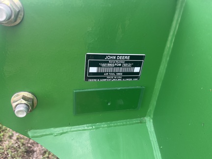 2013 John Deere 1990 Air Seeder