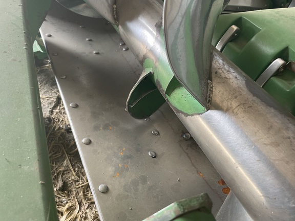 2013 John Deere 608C Header Corn Head