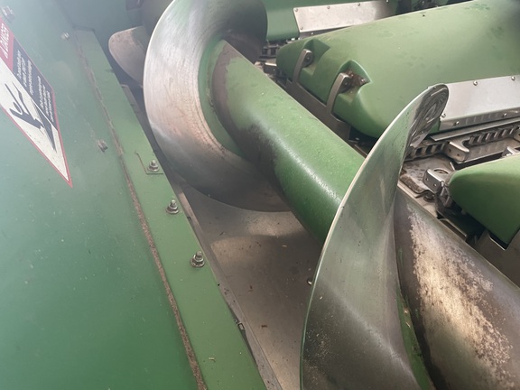 2013 John Deere 608C Header Corn Head