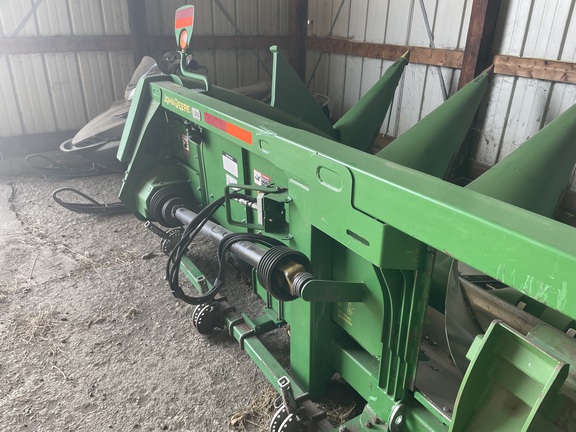 2013 John Deere 608C Header Corn Head