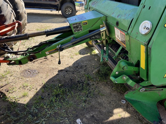 2007 John Deere 568 Baler/Round