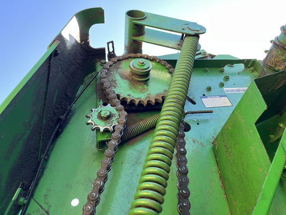 2007 John Deere 568 Baler/Round