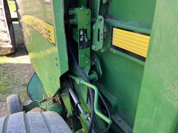 2007 John Deere 568 Baler/Round