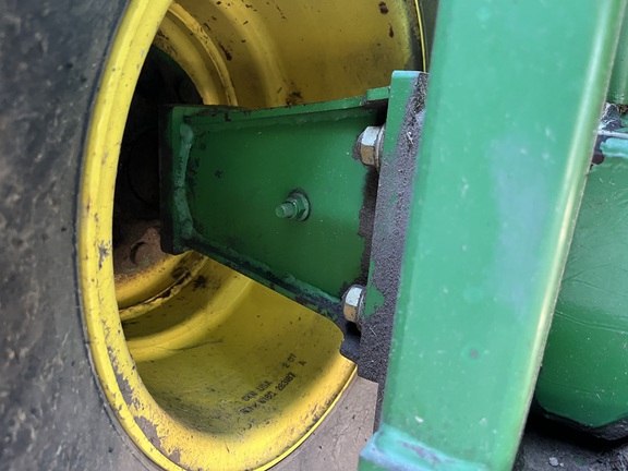 2007 John Deere 568 Baler/Round