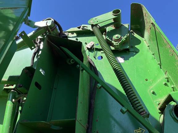 2007 John Deere 568 Baler/Round