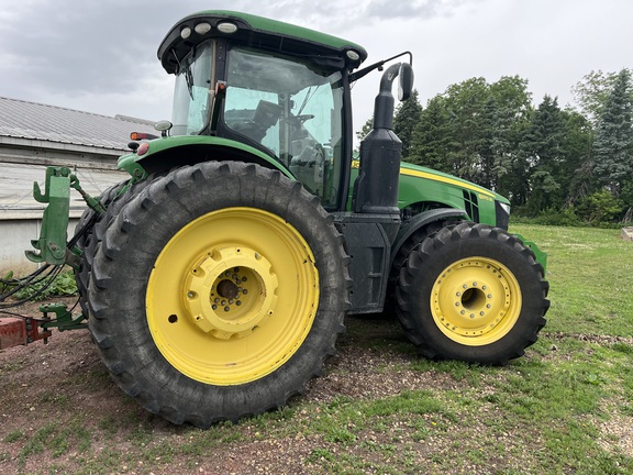 2016 John Deere 8370R Tractor