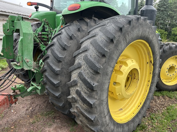 2016 John Deere 8370R Tractor