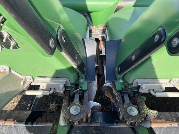 2021 John Deere C12R Header Corn Head