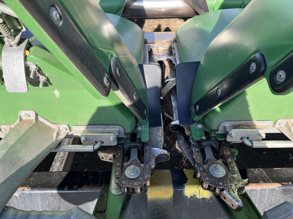 2021 John Deere C12R Header Corn Head