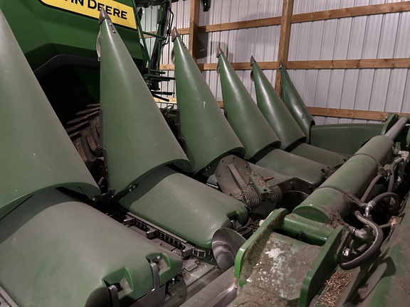 2020 John Deere 712FC Header Corn Head