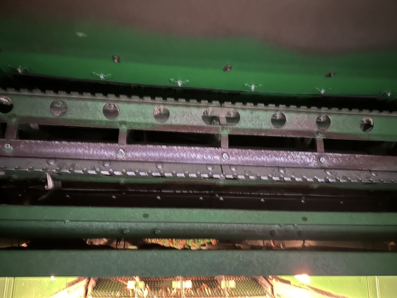 2013 John Deere S670 Combine