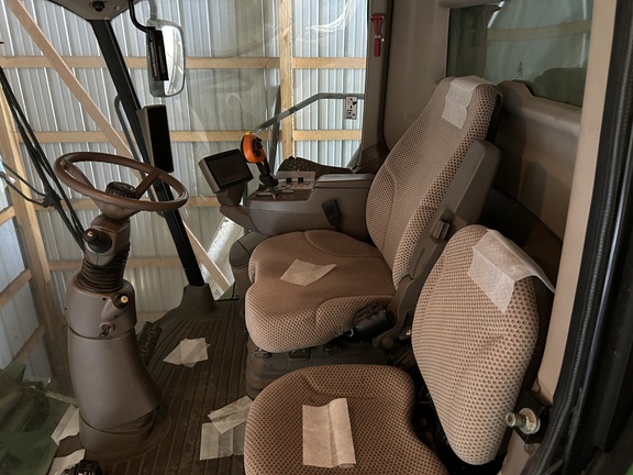 2013 John Deere S670 Combine