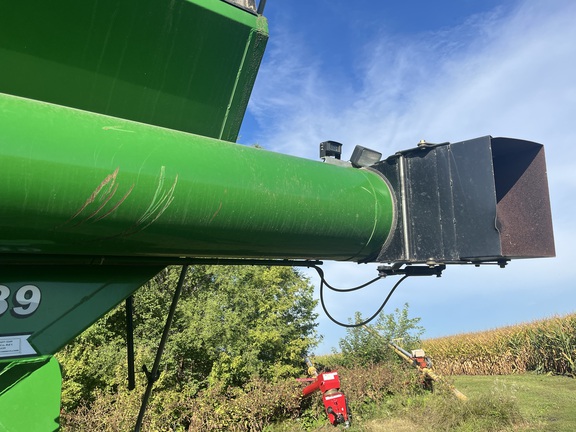 2013 Parker 839 Grain Cart