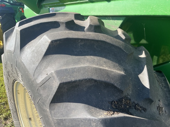 2013 Parker 839 Grain Cart