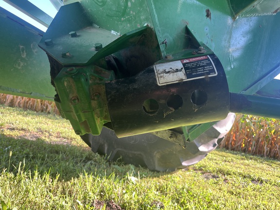 2013 Parker 839 Grain Cart