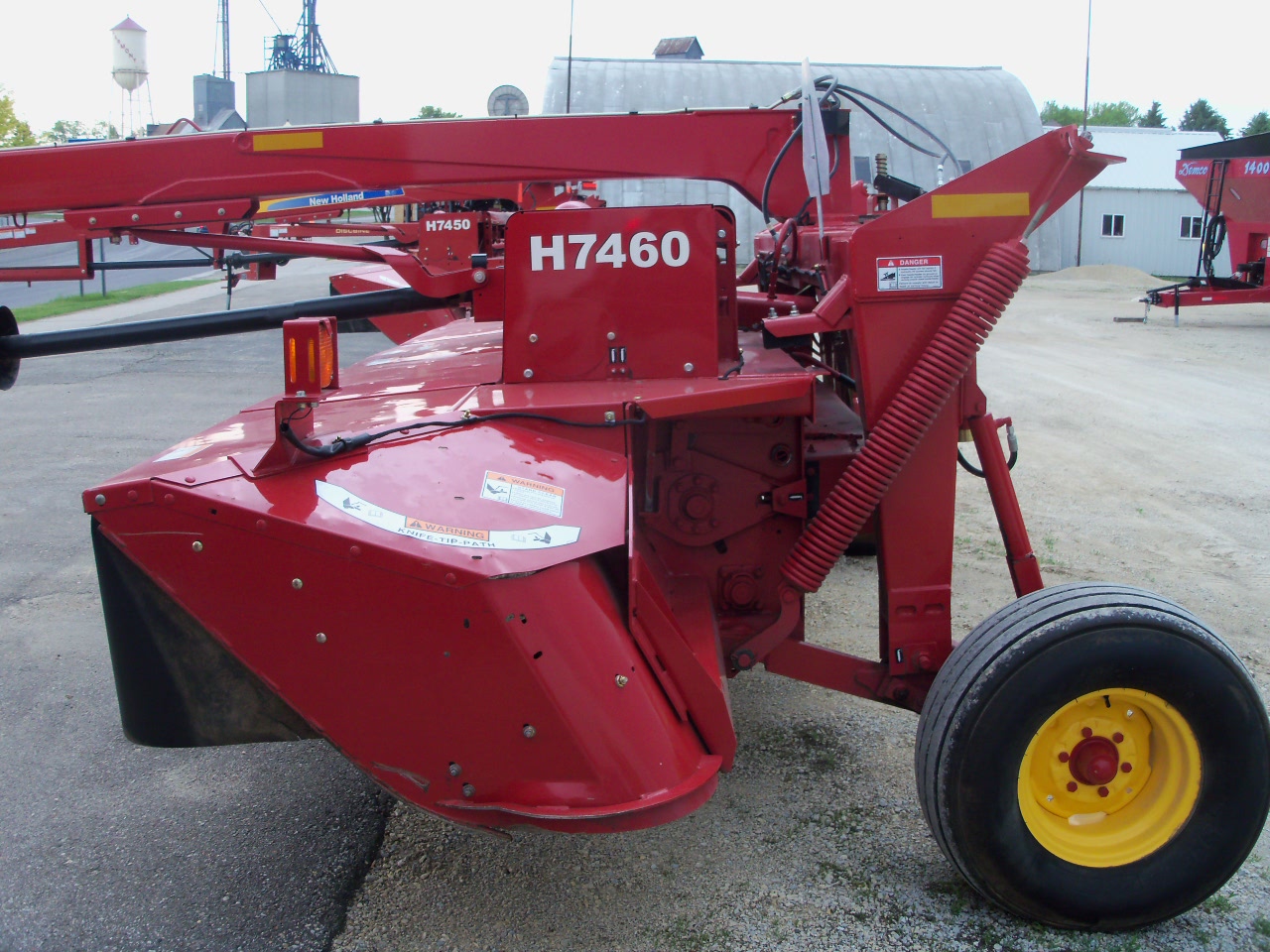 2011 New Holland H7460 Mower Conditioner