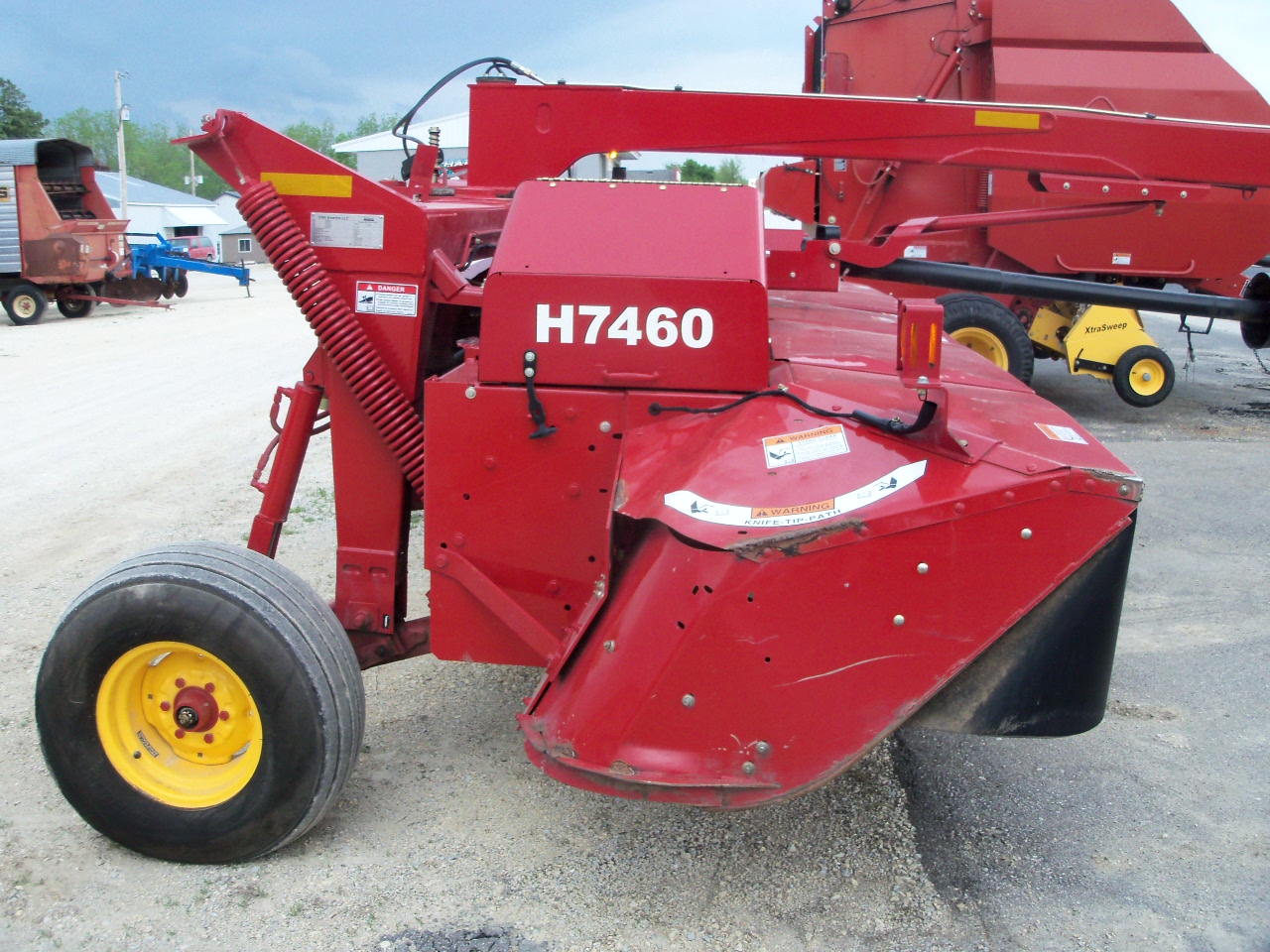 2011 New Holland H7460 Mower Conditioner