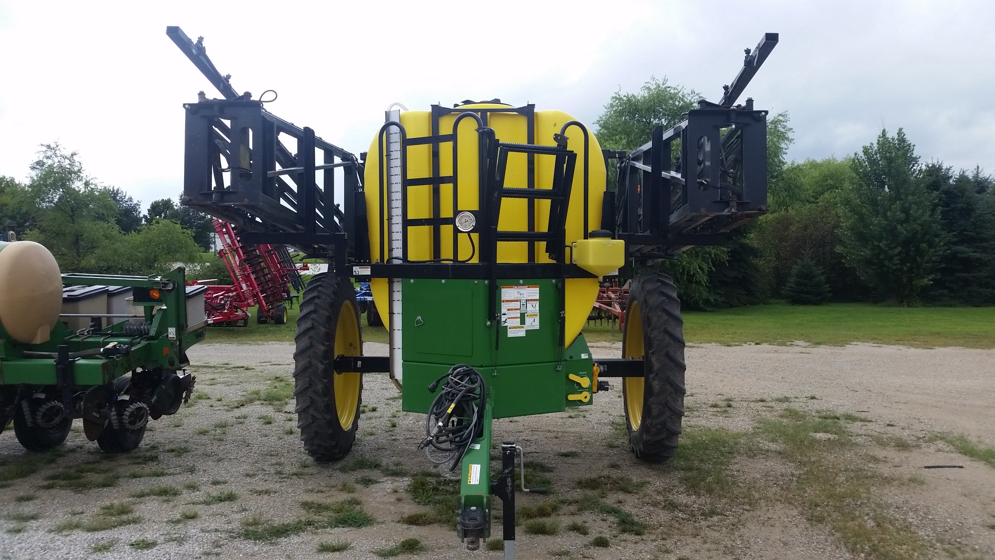 Demco 1250 Sprayer