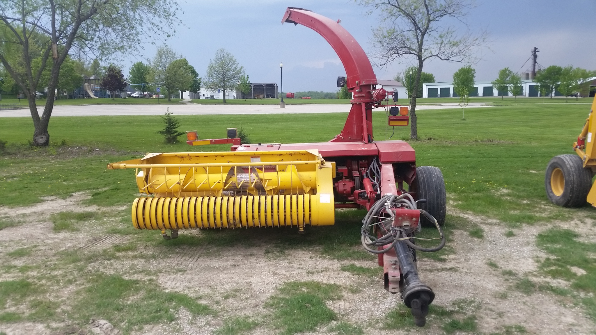 2005 New Holland 790 Forage Harvester