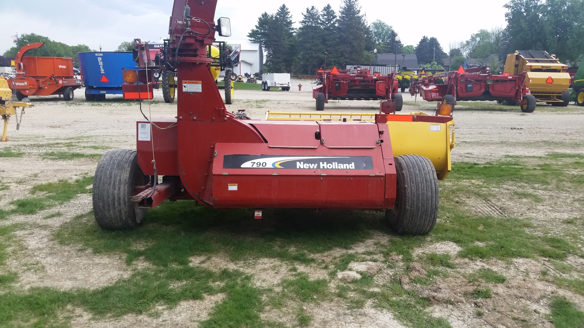 2005 New Holland 790 Forage Harvester